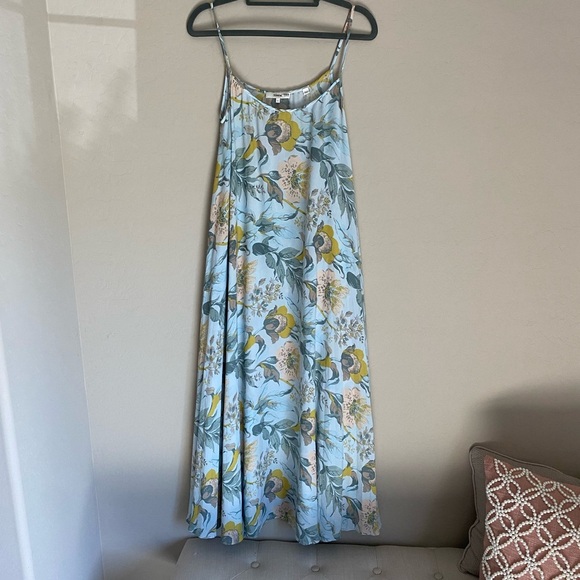 Vince Floral Pleated Midi Dress - Blue and Yellow - Picture 4 of 11